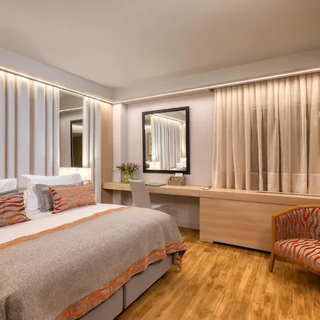 Hotel Divani Caravel 5*