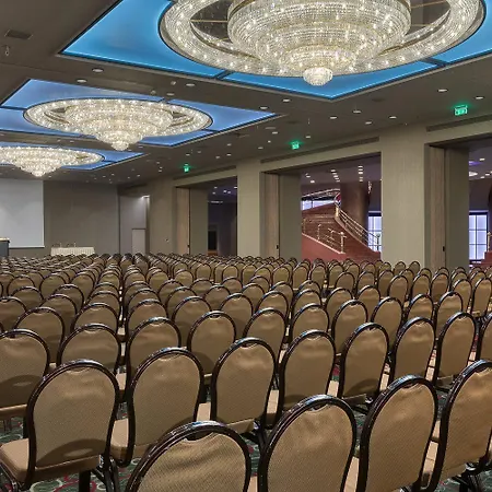 Divani Caravel Hotel